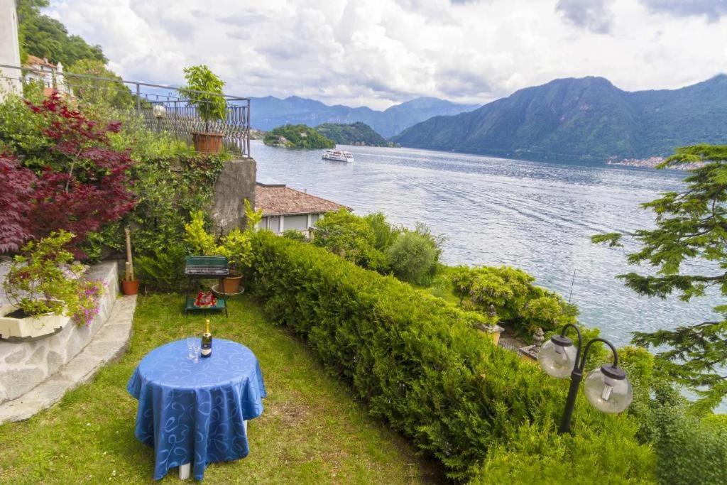 Apartment With Lake View Сала Комачина Екстериор снимка
